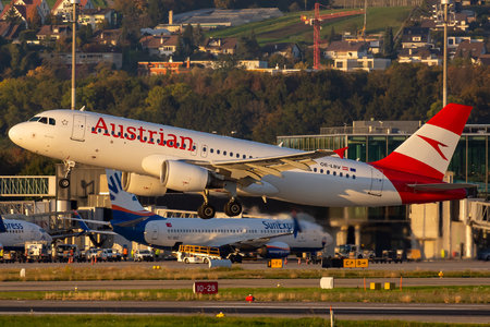 Airbus A320-214 - OE-LBV operated by Austrian Airlines
