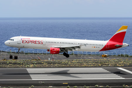 Airbus A321-213 - EC-JLI operated by Iberia Express