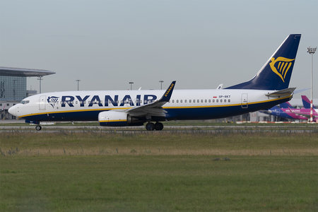 Boeing 737-800 - SP-RKT operated by Ryanair Sun