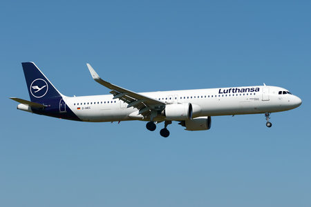 Airbus A321-271NX - D-AIEC operated by Lufthansa