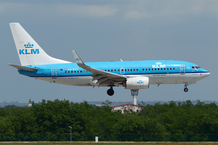 Boeing 737-700 - PH-BGU operated by KLM Royal Dutch Airlines