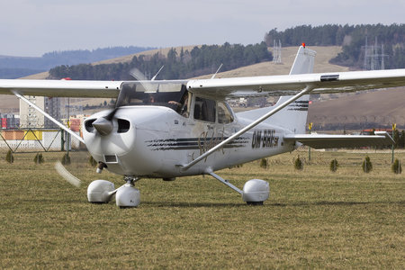 Cessna 172R Skyhawk II - OM-BRI operated by Private operator