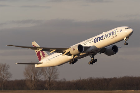 Boeing 777-300ER - A7-BAG operated by Qatar Airways