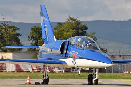 Aero L-39C Albatros - N139LL operated by Mayzus Aerobatic Jet Team