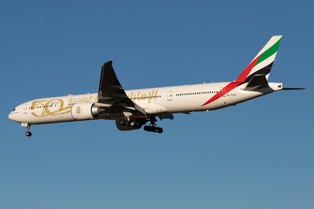 Boeing 777-300ER - A6-EQM operated by Emirates