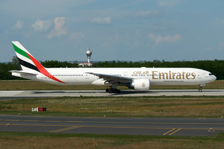 Boeing 777-300ER - A6-ENE operated by Emirates