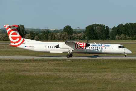 Bombardier DHC-8-Q402 Dash 8 - SP-EQL operated by LOT Polish Airlines