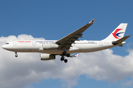 Airbus A330-243 - B-5930 operated by China Eastern Airlines