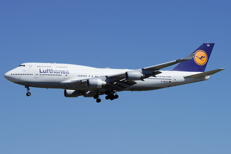 Boeing 747-400 - D-ABVU operated by Lufthansa