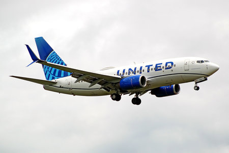 Boeing 737-700 - N33714 operated by United Airlines