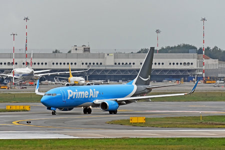 Boeing 737-800SF - EI-AZE operated by Amazon Air