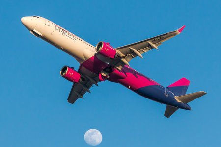 Airbus A321-271NX - HA-LZN operated by Wizz Air