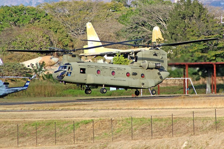 Boeing CH-47F Chinook - 17-08234 operated by US Army