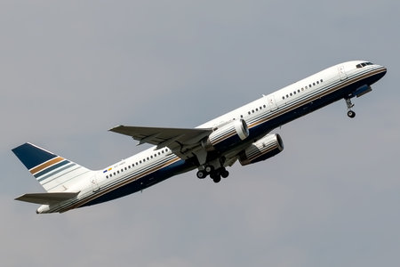 Boeing 757-200 - EC-HDS operated by Privilege Style