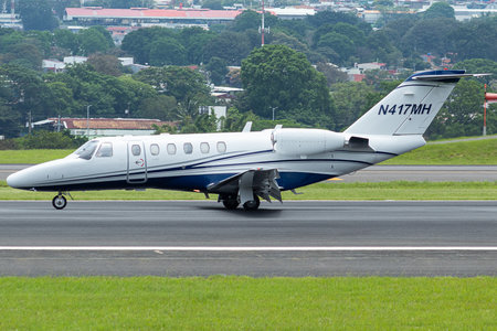 Cessna 525 CitationJet - N417MH operated by Private operator