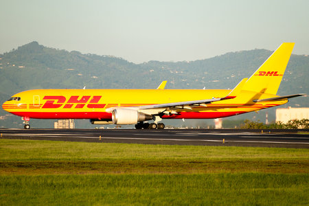 Boeing 767-300F - HP-3310DAE operated by DHL Aero Expreso