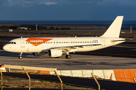 Airbus A320-214 - G-EJCE operated by easyJet