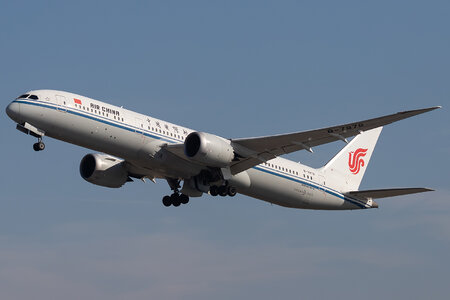 Boeing 787-9 Dreamliner - B-7878 operated by Air China