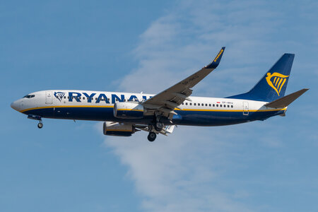 Boeing 737-800 - SP-RKU operated by Ryanair Sun