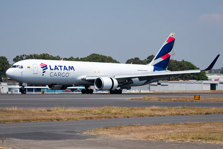 Boeing 767-300BCF - N542LA operated by LATAM Cargo