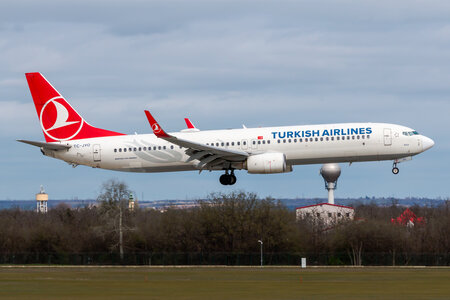 Boeing 737-900ER - TC-JYO operated by Turkish Airlines