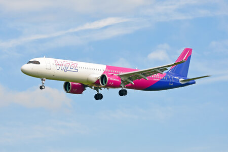 Airbus A321-271NX - G-WUND operated by Wizz Air UK