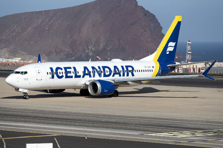 Boeing 737-8 MAX - TF-ICY operated by Icelandair