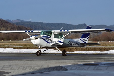 Cessna 152 - OM-AFC operated by Aerofatra