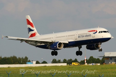 Airbus A321-231 - G-EUXL operated by British Airways