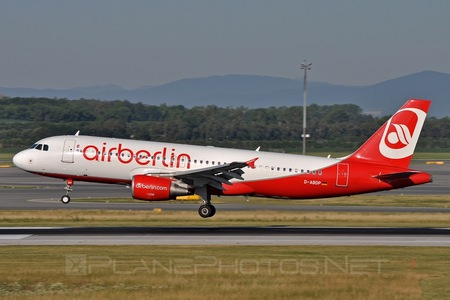 Airbus A320-214 - D-ABDP operated by Air Berlin