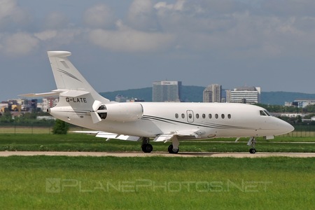Dassault Falcon 2000EX - G-LATE operated by Hangar 8