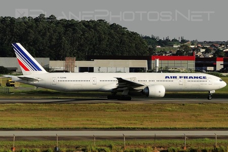 Boeing 777-300ER - F-GZNB operated by Air France