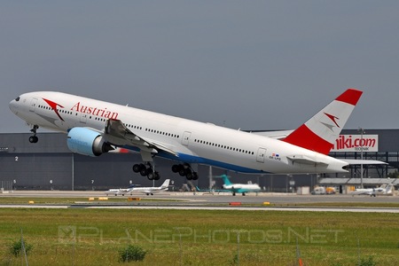 Boeing 777-200ER - OE-LPD operated by Austrian Airlines
