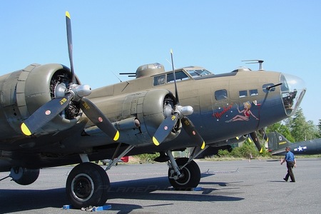 Boeing B-17G Flying Fortress - F-AZDX operated by Private operator
