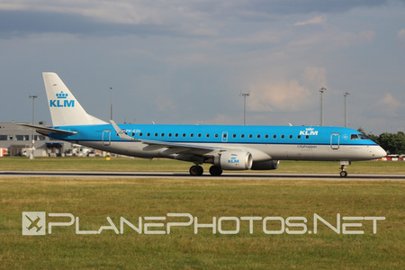 Embraer E190STD (ERJ-190-100STD) - PH-EZU operated by KLM Cityhopper