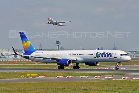 Boeing 757-300 - D-ABOI operated by Condor