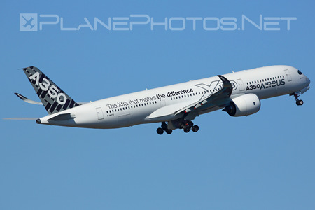 Airbus A350-941 - F-WWYB operated by Airbus Industrie
