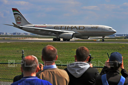 Airbus A330-243 - A6-EYK operated by Etihad Airways