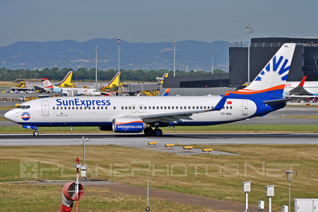 Boeing 737-800 - TC-SNL operated by SunExpress