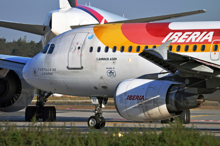 Airbus A320-214 - EC-IEF operated by Iberia