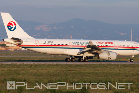 Airbus A330-243 - B-5937 operated by China Eastern Airlines