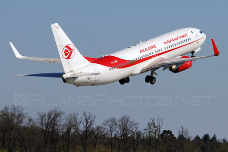 Boeing 737-800 - 7T-VKB operated by Air Algerie