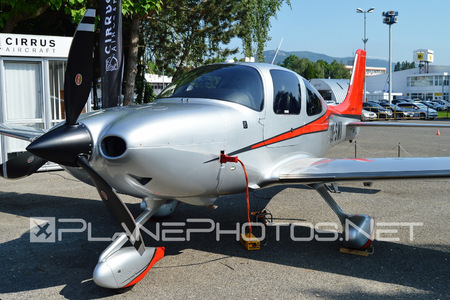 Cirrus SR22T GTS - OK-SMI operated by Private operator