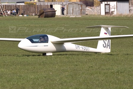 Schempp-Hirth Standard Cirrus - OM-4901 operated by Aeroklub Spišská Nová Ves