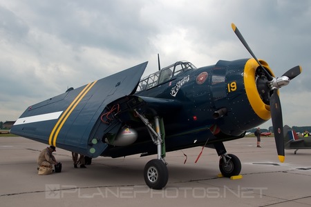 General Motors TBM-3R Avenger - HB-RDG operated by Private operator