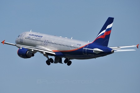 Airbus A320-214 - VP-BWI operated by Aeroflot