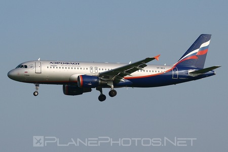 Airbus A320-214 - VP-BKX operated by Aeroflot
