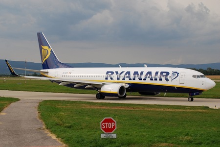 Boeing 737-800 - EI-DYP operated by Ryanair