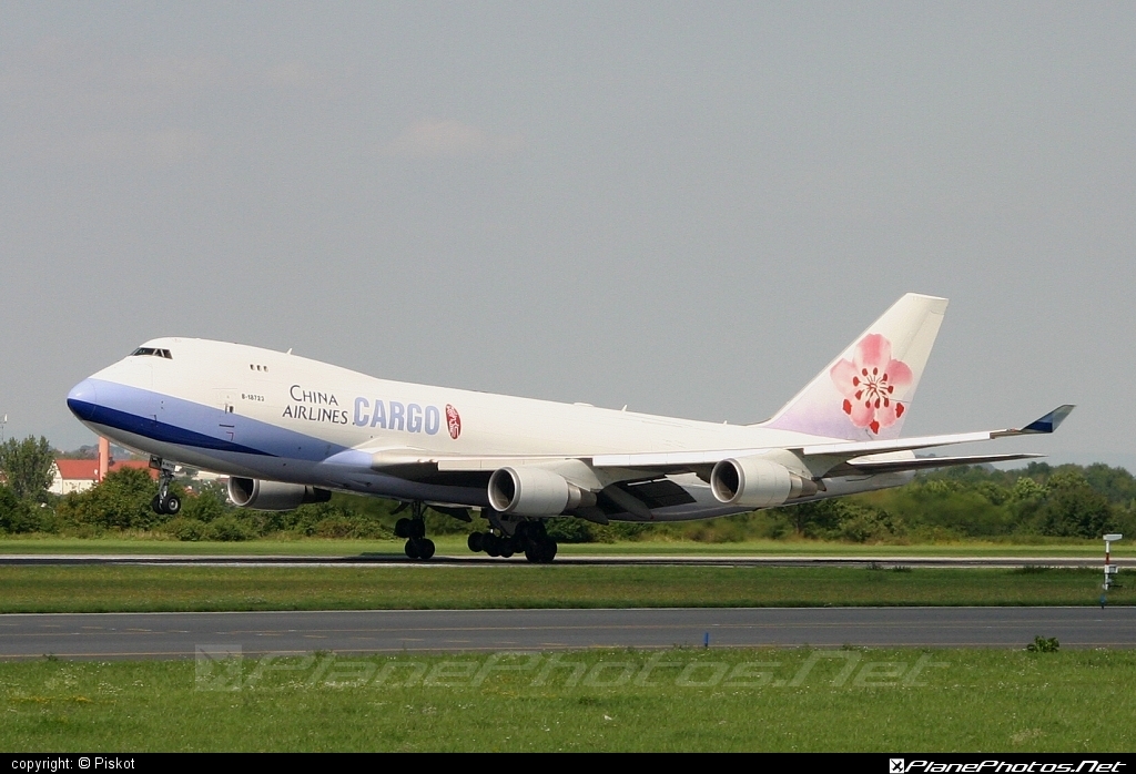 Boeing 747-400F - B-18723 operated by China Airlines Cargo #b747 #boeing #boeing747 #chinaairlines #chinaairlinescargo #jumbo