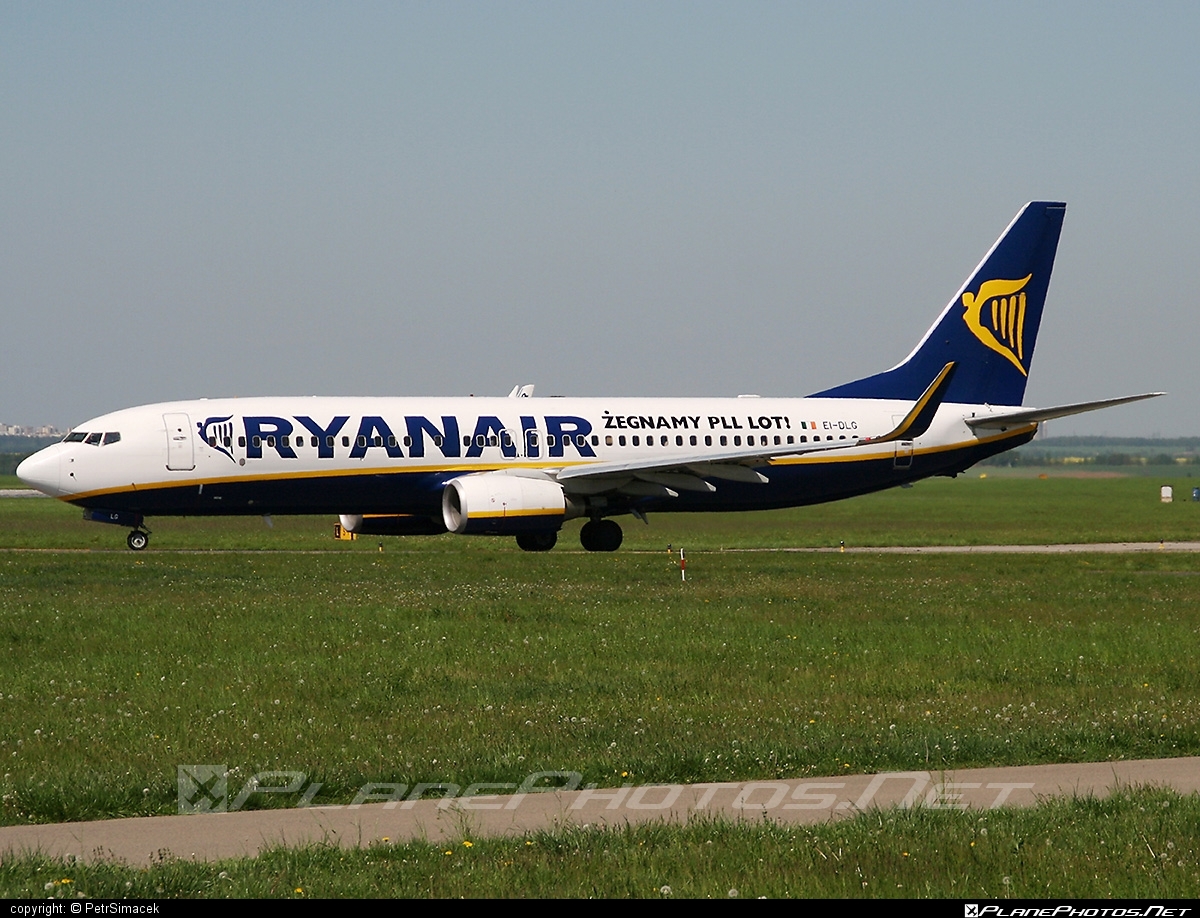 Boeing 737-800 - EI-DLG operated by Ryanair #b737 #b737nextgen #b737ng #boeing #boeing737 #ryanair